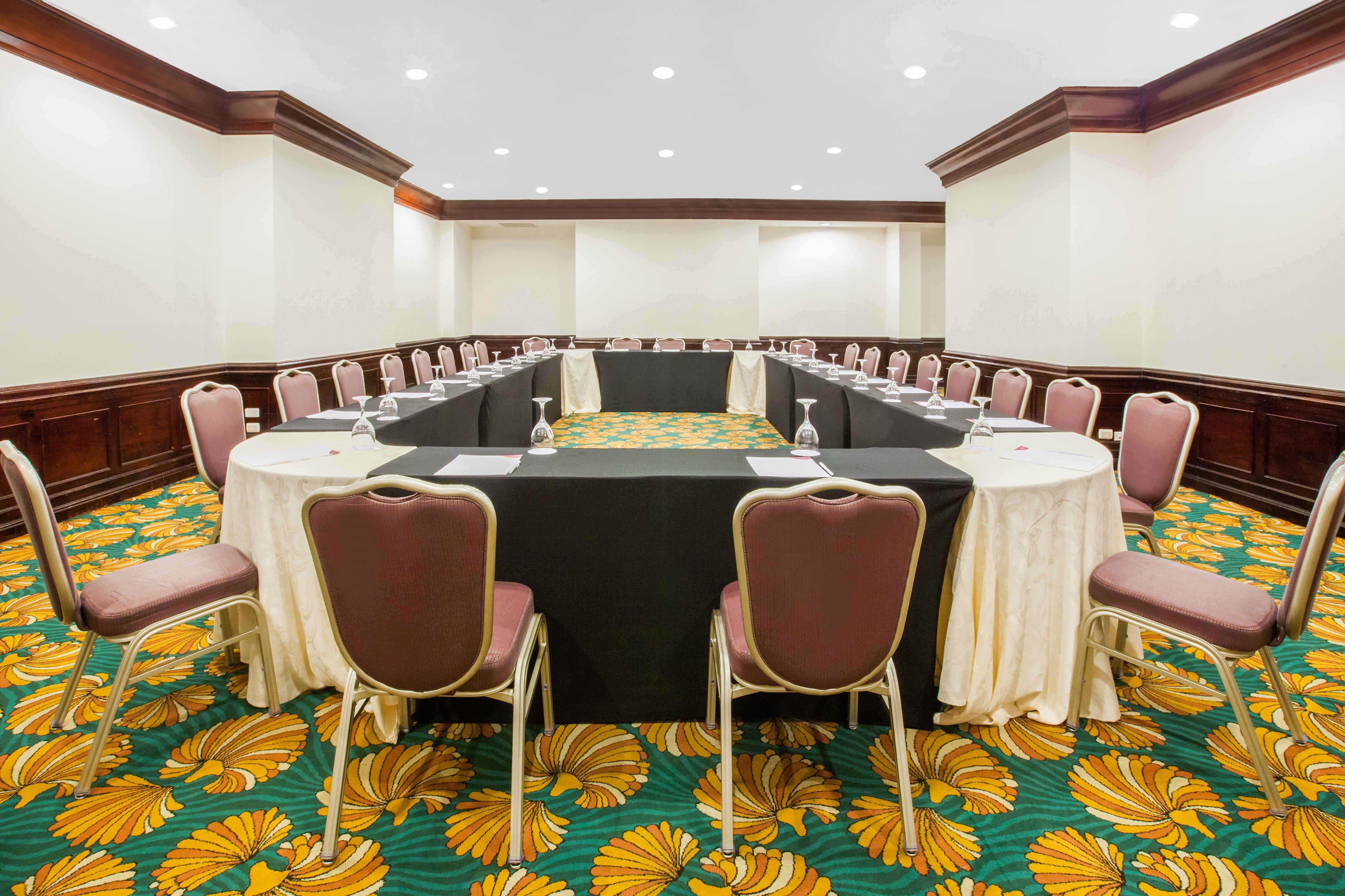 Hotel Crowne Plaza Managua By Ihg Extérieur photo