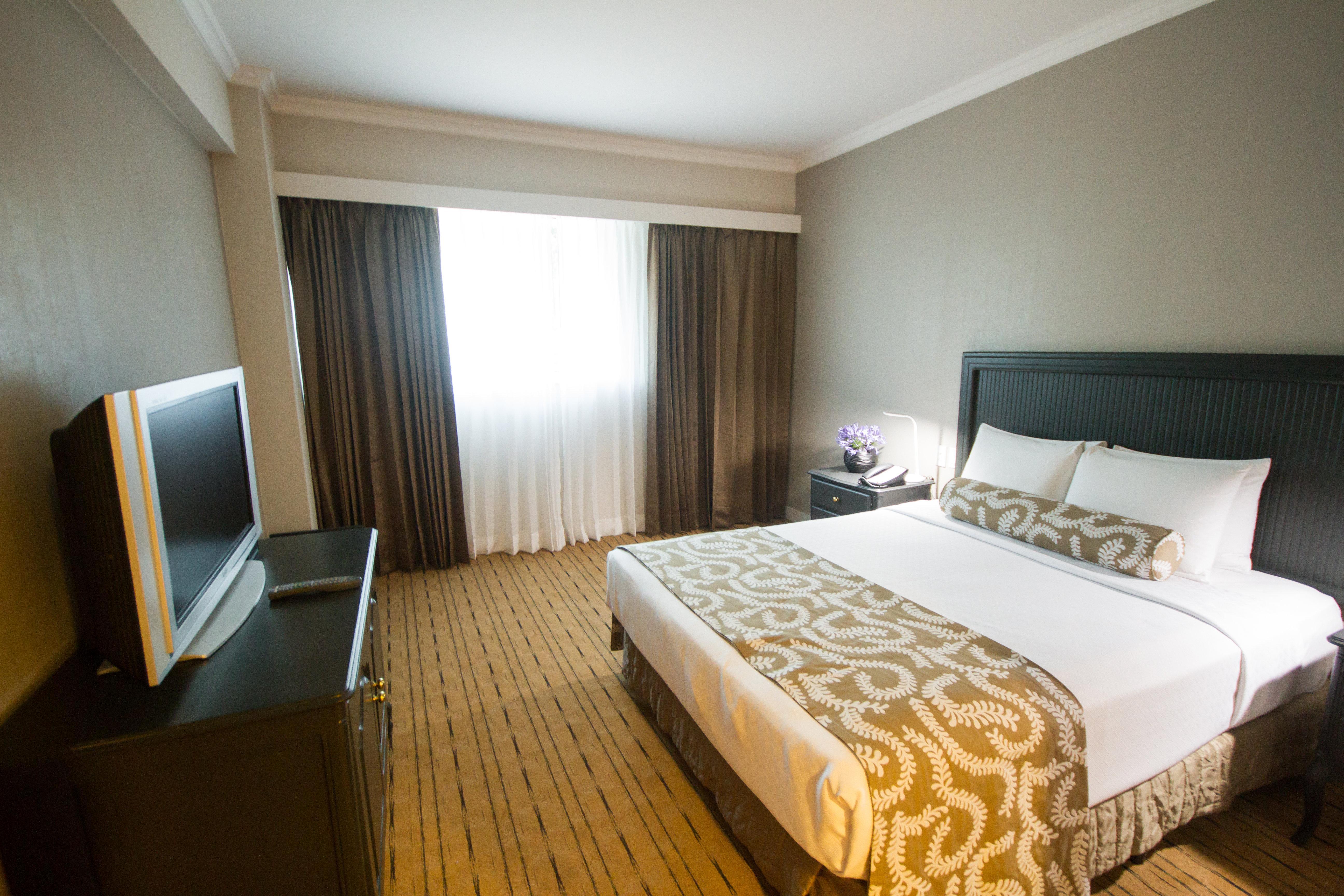 Hotel Crowne Plaza Managua By Ihg Extérieur photo