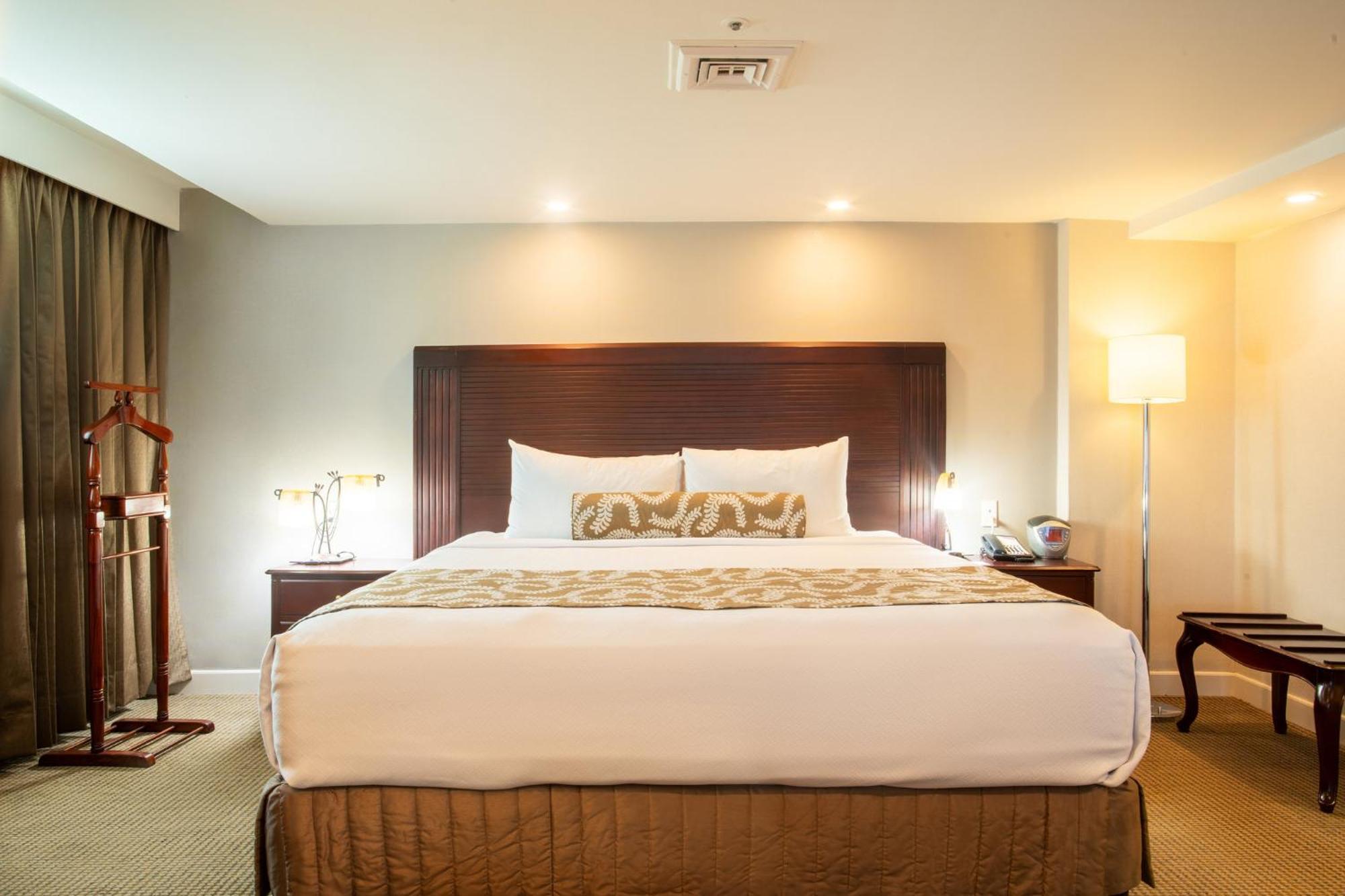 Hotel Crowne Plaza Managua By Ihg Extérieur photo
