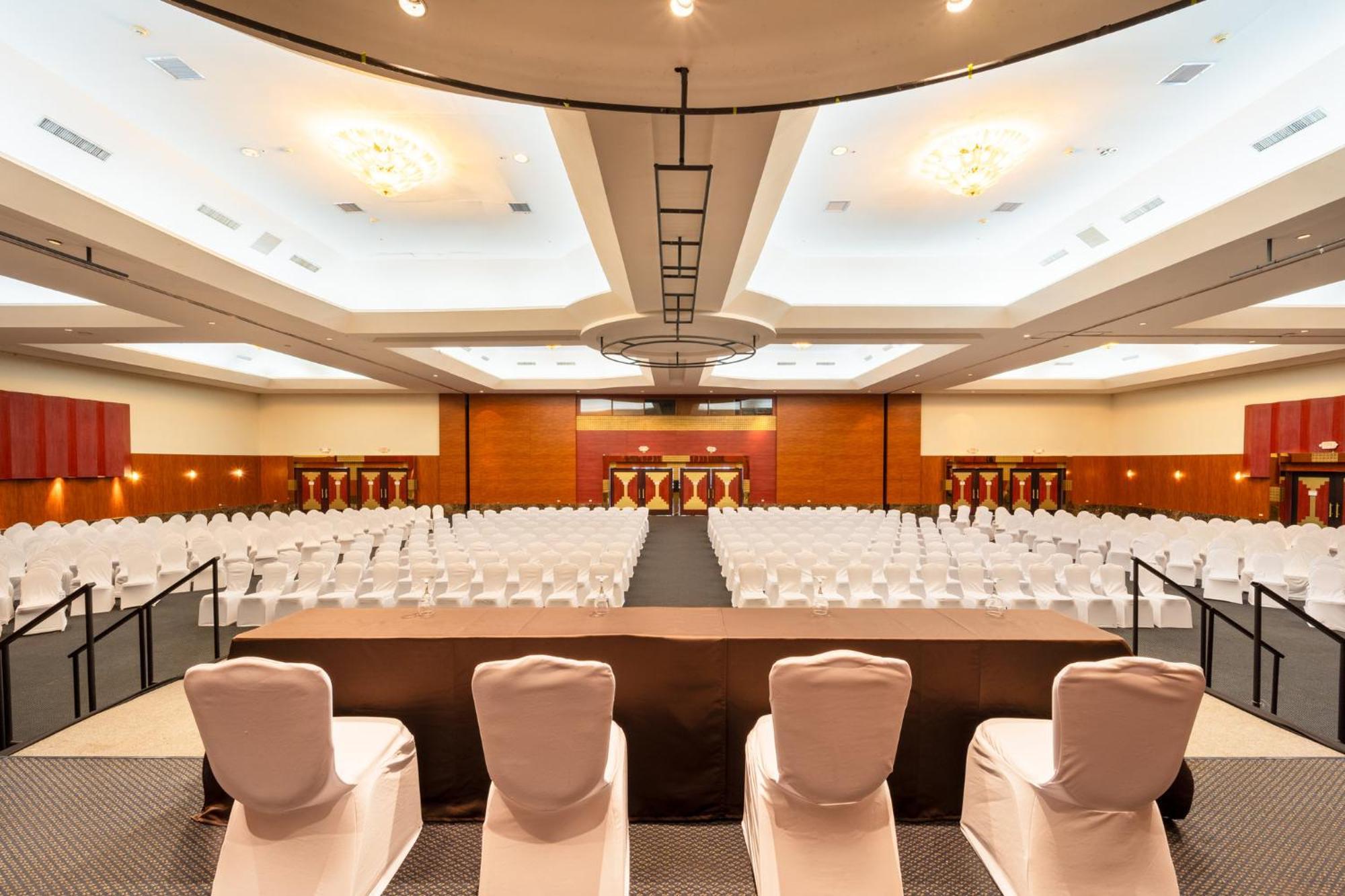 Hotel Crowne Plaza Managua By Ihg Extérieur photo